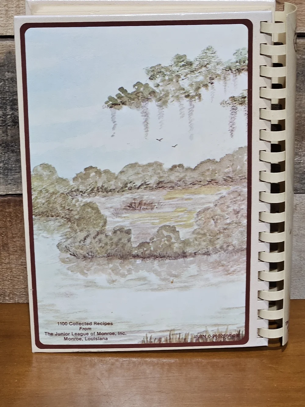 The Cotton Country Collection Cookbook - Cream/Brown